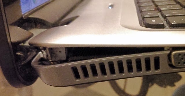 gebroken laptop scharnier